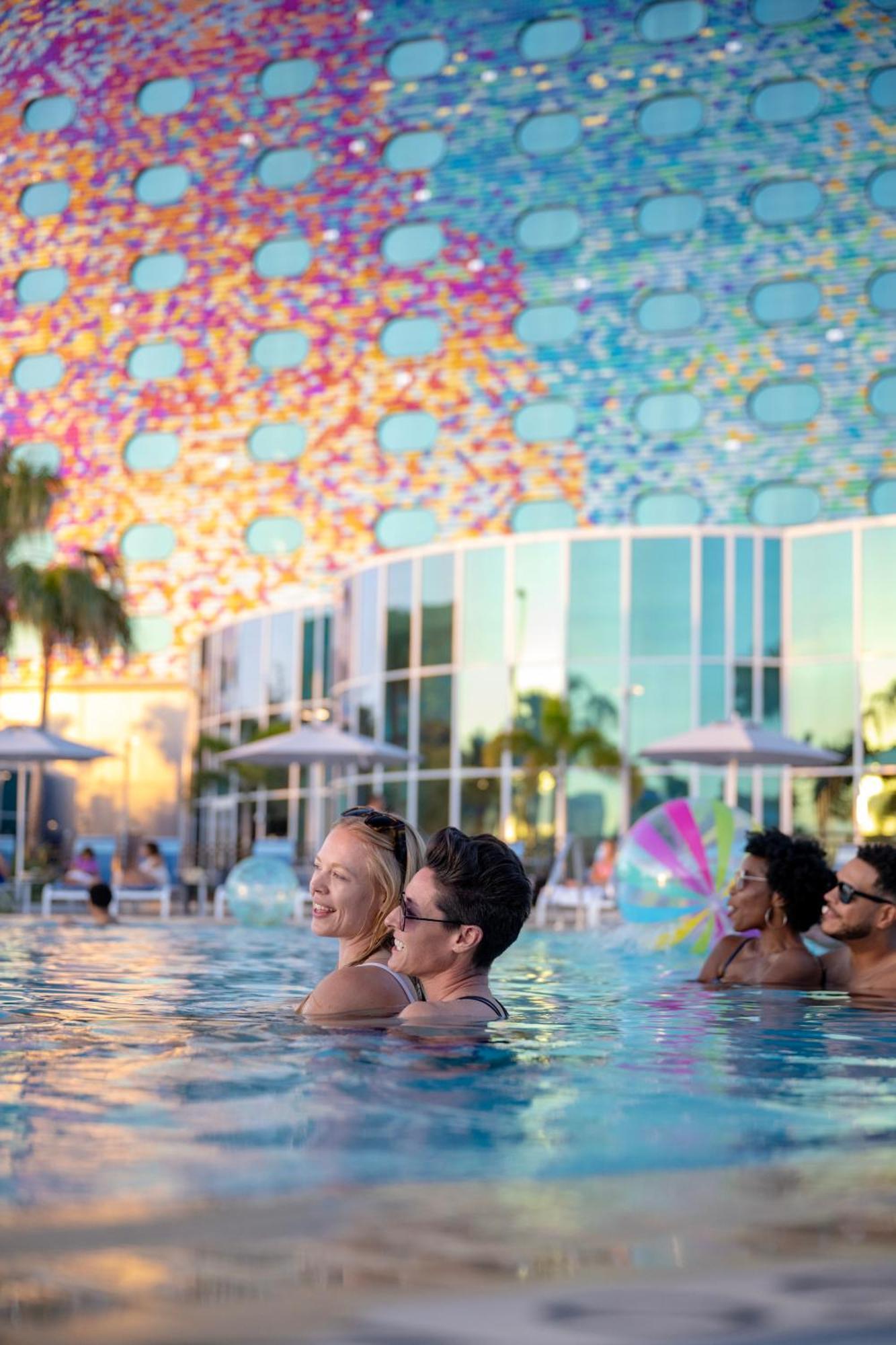 Universal'S Stella Nova Resort Williamsburg Exterior photo
